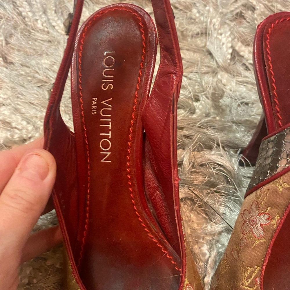 Louis Vuitton Cherry Blossom Heels - Size 7 🌸 - Picture 2 of 6